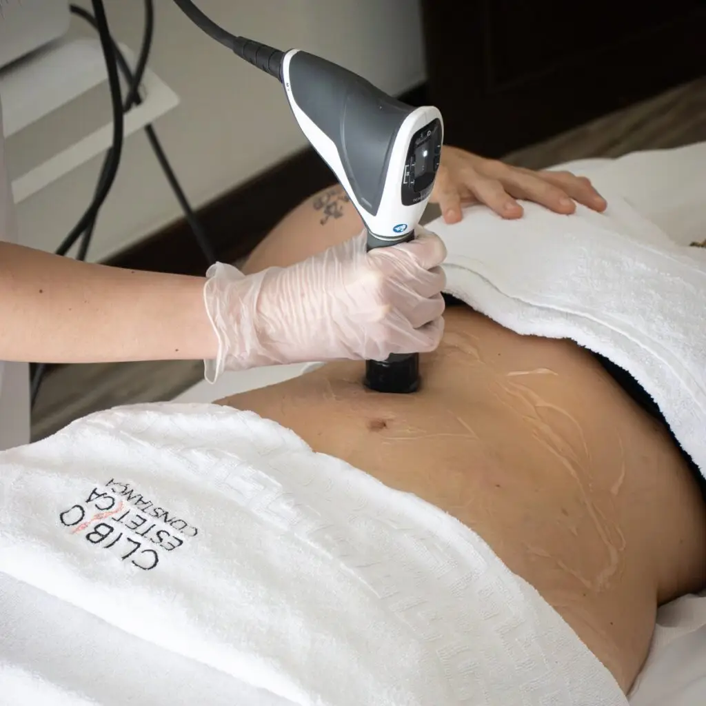 Tratamento de endermologia com equipamento LPG Cellu M6 Alliance
